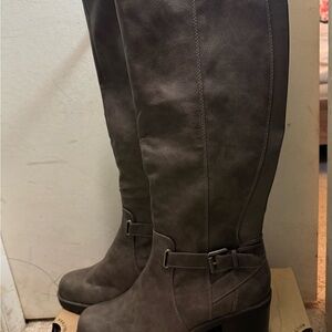 BareTraps Women's Over the Knee Gray Boots